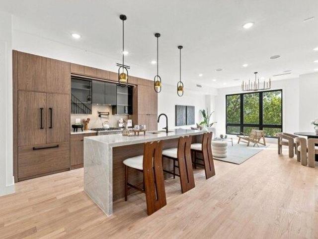 Condo for sale in Hudson, New Jersey