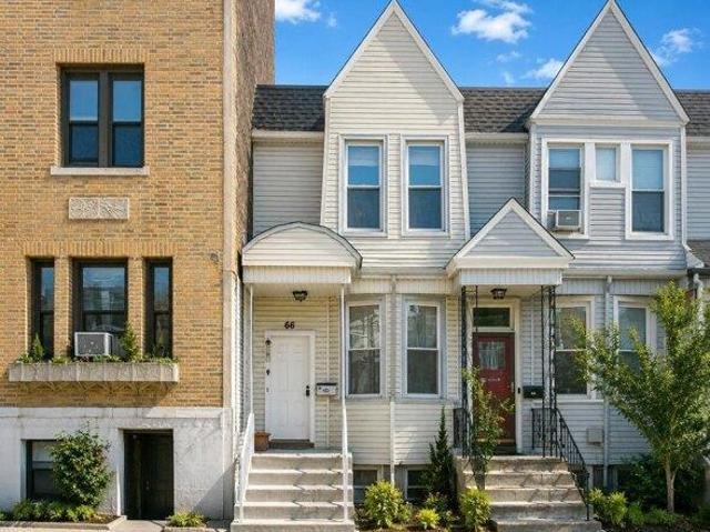 House for sale in Hudson, New Jersey