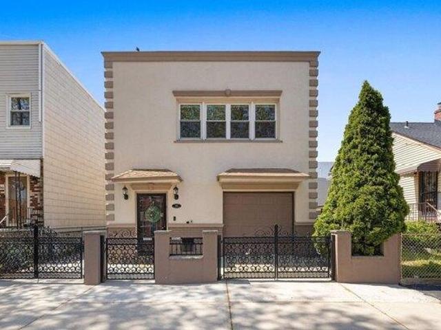 House for sale in Hudson, New Jersey