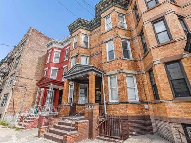 Condo for sale in Hudson, New Jersey