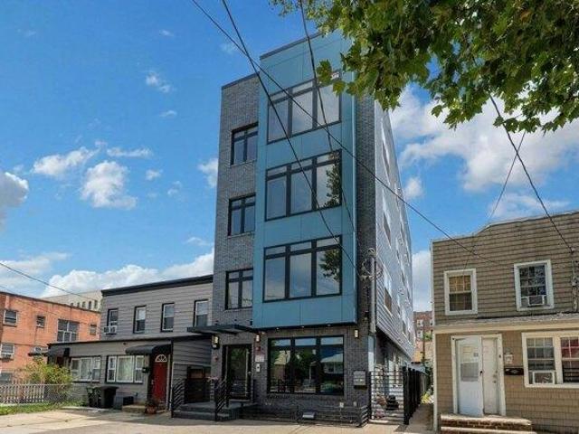 Condo for sale in Journal Square, Jersey City