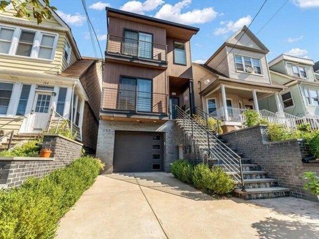 Condo for sale in Hudson, New Jersey