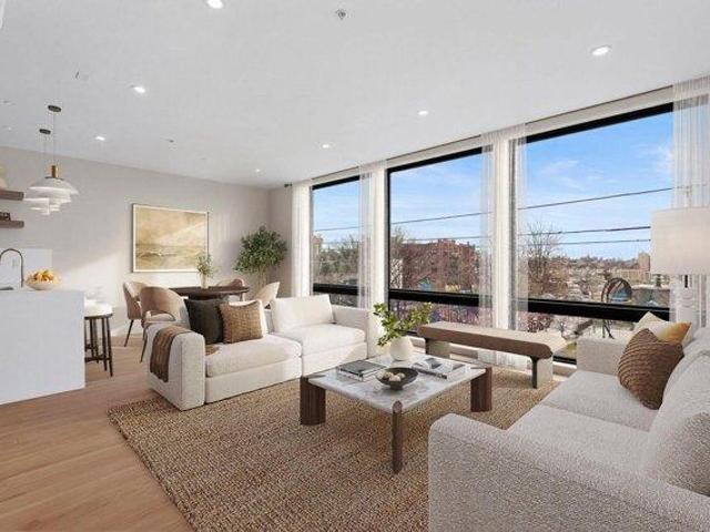 Condo for sale in Hudson, New Jersey