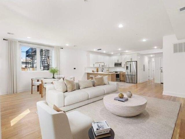 Condo for sale in Hudson, New Jersey