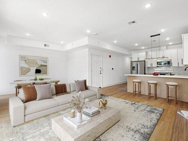 Condo for sale in Hudson, New Jersey