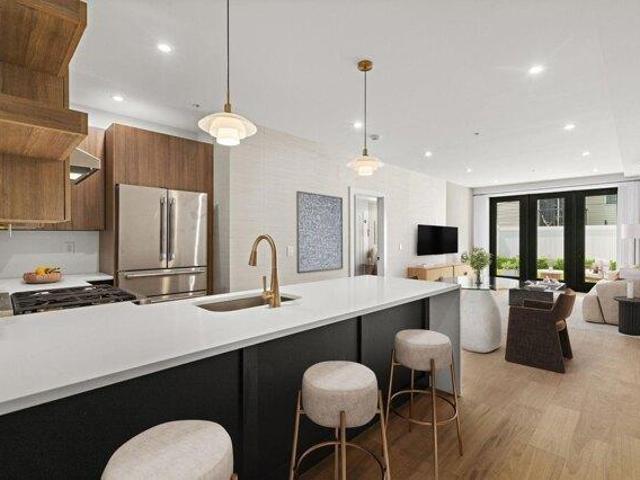 Condo for sale in Hudson, New Jersey