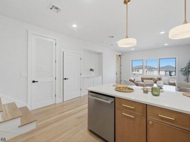 Condo for sale in Hudson, New Jersey