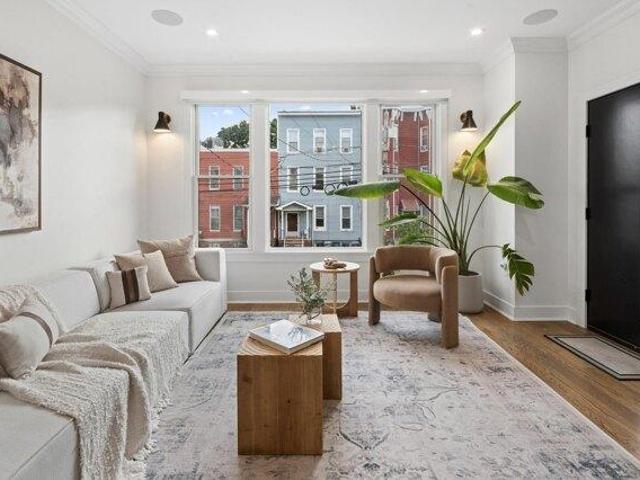 Condo for sale in Hudson, New Jersey
