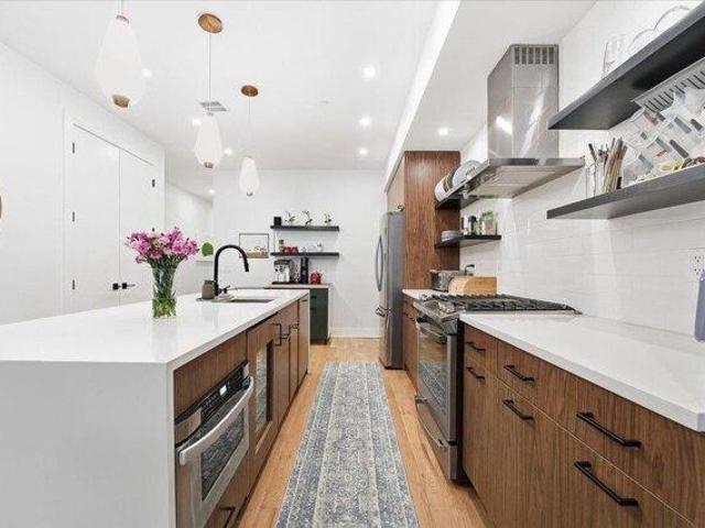 Condo for sale in Hudson, New Jersey
