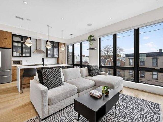 Condo for sale in Hudson, New Jersey