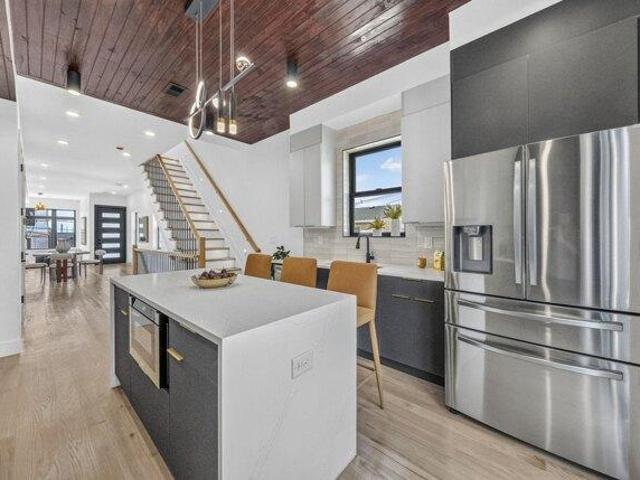 Condo for sale in Hudson, New Jersey