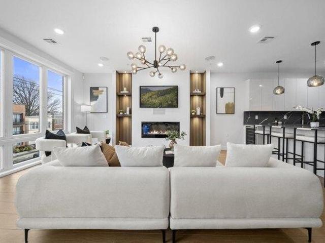 Condo for sale in Hudson, New Jersey