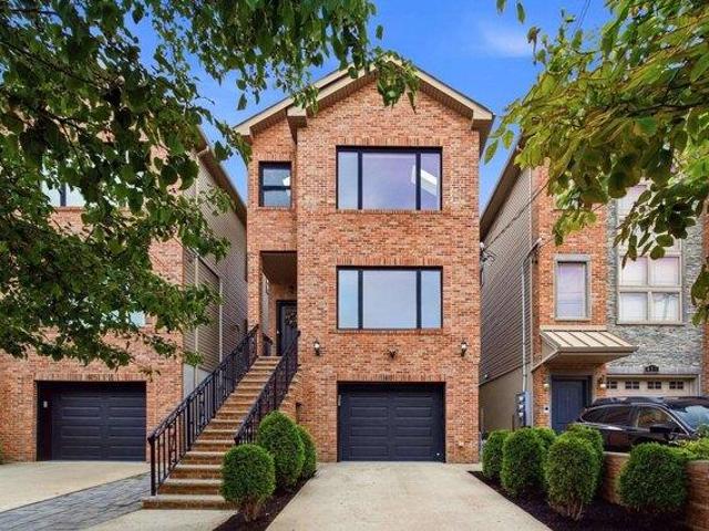 Condo for sale in Hudson, New Jersey
