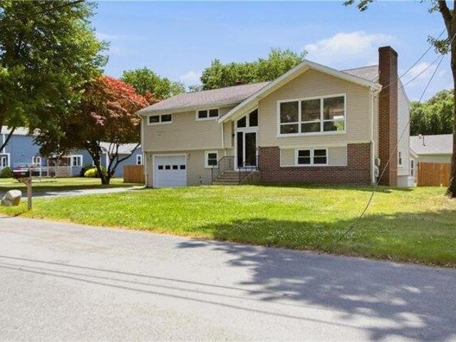 House for sale in Johnston, Rhode Island