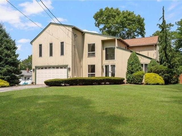 House for sale in Johnston, Rhode Island