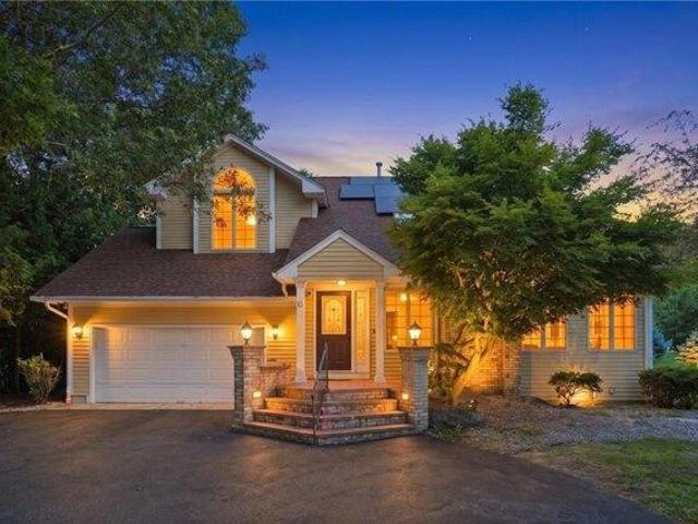 House for sale in Johnston, Providence County