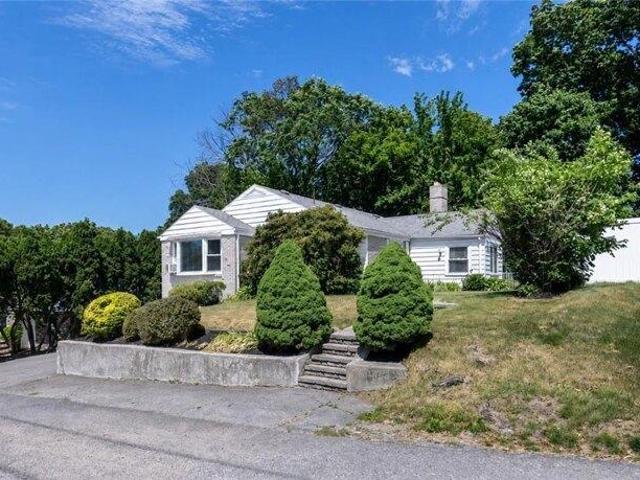 House for sale in Johnston, Providence County