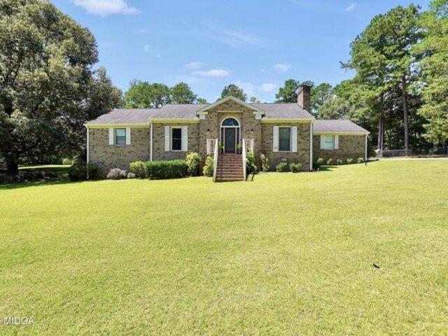 House for sale in Juliette, Georgia