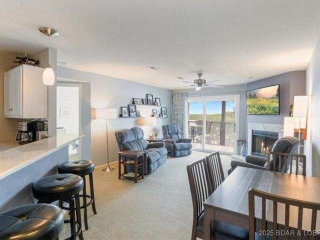 Condo for sale in Kaiser, Missouri