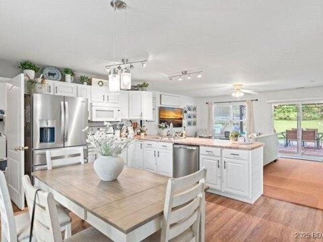 House for sale in Kaiser, Missouri