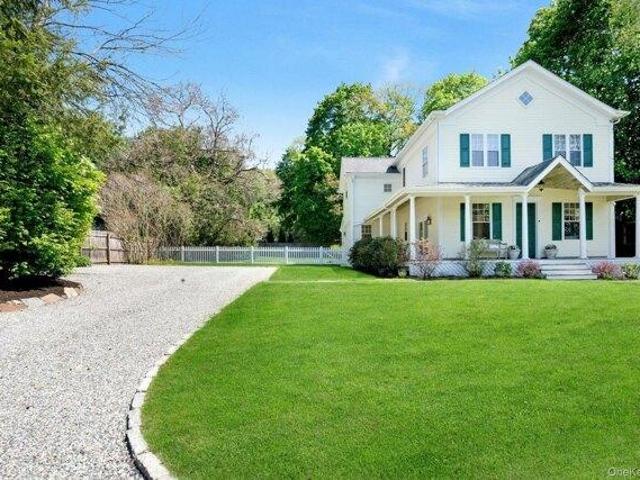 House for sale in Bedford, New York