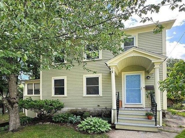 House for sale in New Hampshire