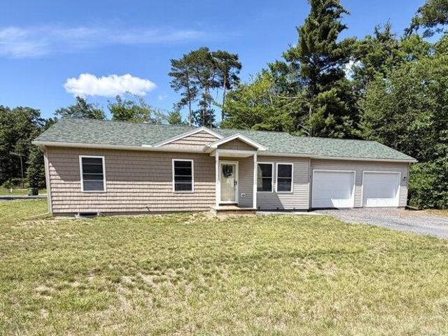House for sale in Keeseville, New York