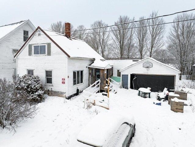 House for sale in Kenduskeag, Maine