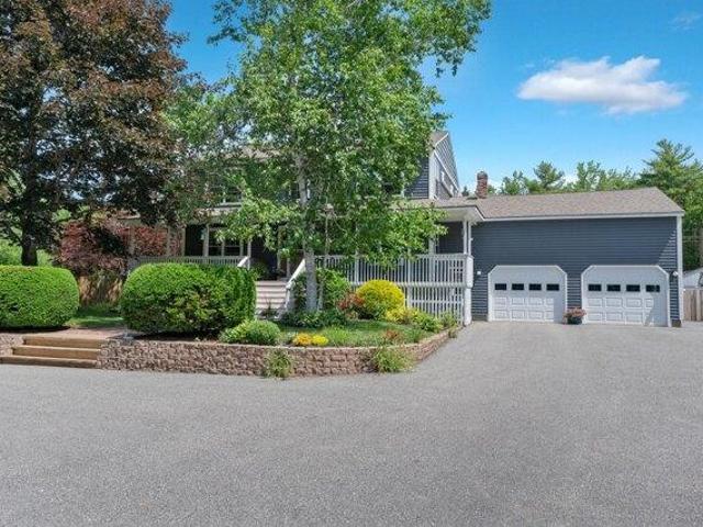 House for sale in Kennebunk, Maine