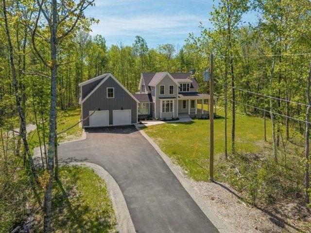 House for sale in Maine