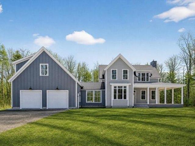 House for sale in Maine