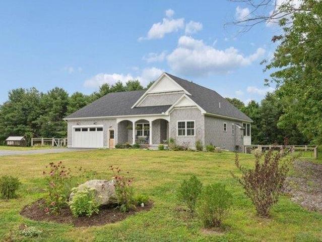 House for sale in Town House Corners, Kennebunkport