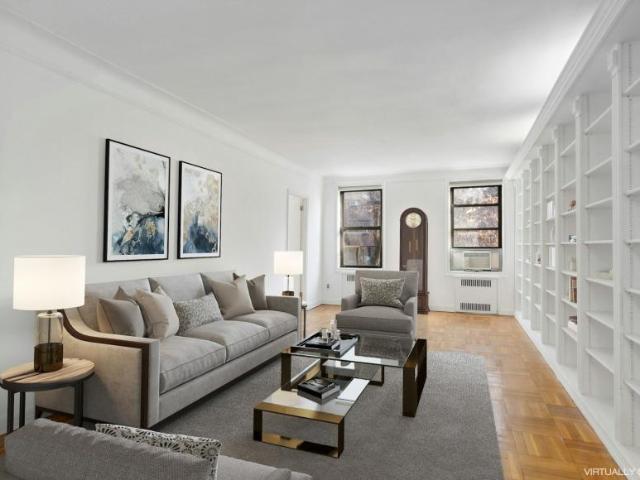 Apartment for sale in Kew Gardens