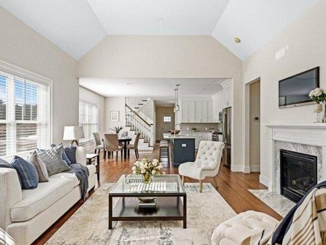 House for sale in Rocky Nook, Kingston