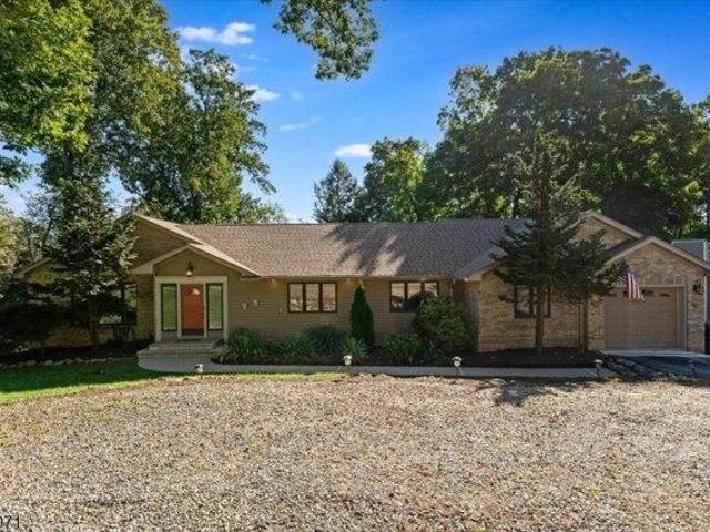 House for sale in Kinnelon, Morris County