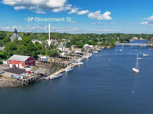 House for sale in Kittery, Maine