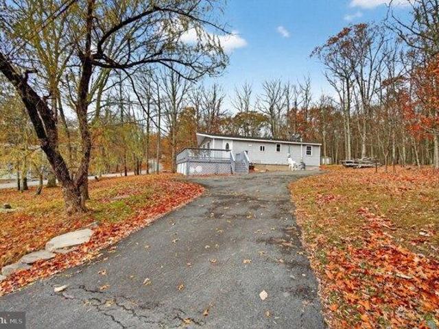 House for sale in Beach Lake, Pennsylvania