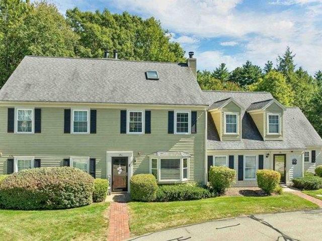 House for sale in Quinby Point, Laconia