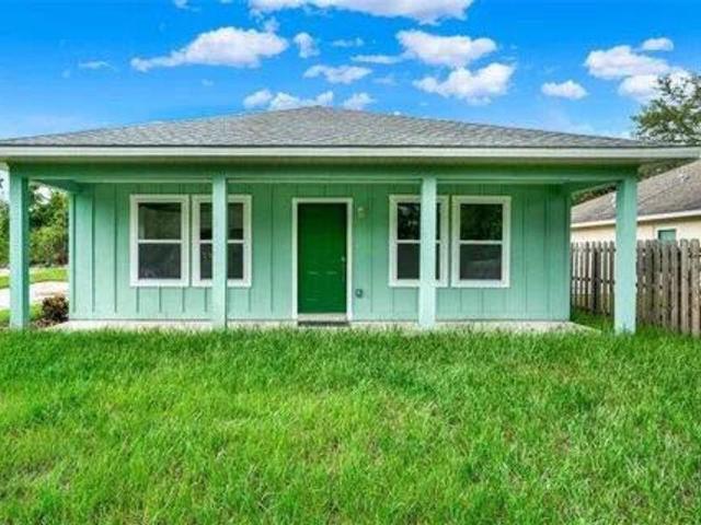 House for sale in Lady Lake, Florida