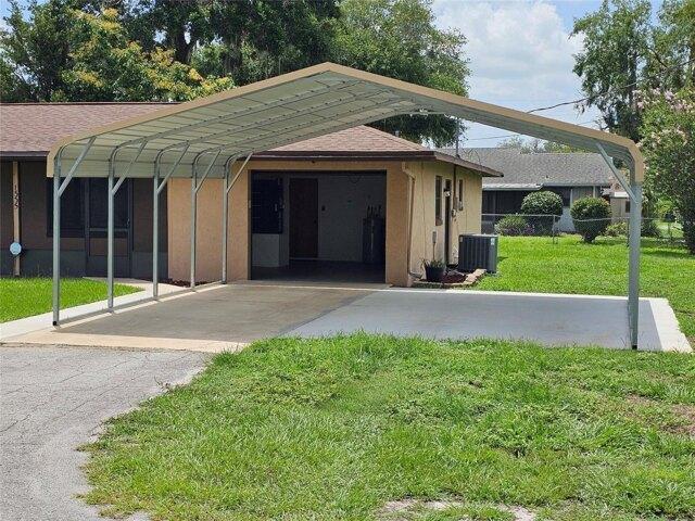 House for sale in Lake Panasoffkee, Florida