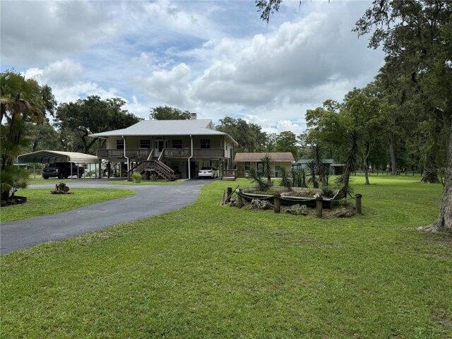 House for sale in Lake Panasoffkee, Florida