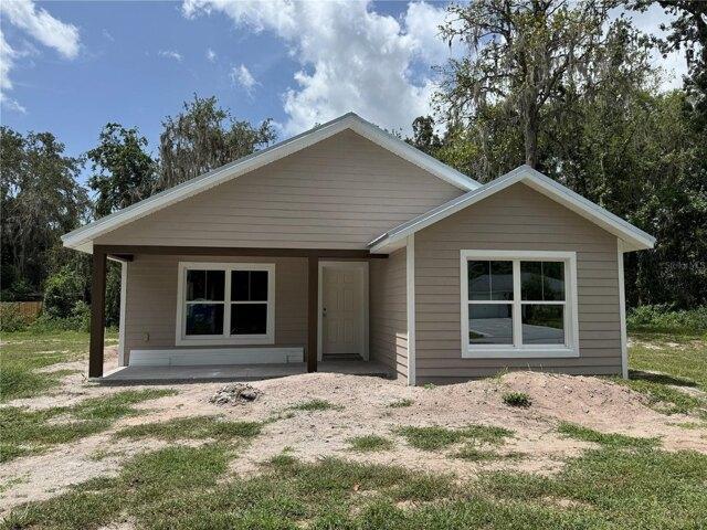 House for sale in Lake Panasoffkee, Florida