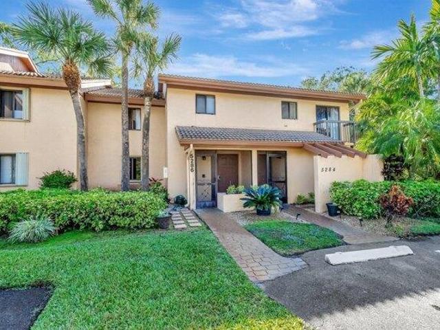 Condo for sale in Lake Worth