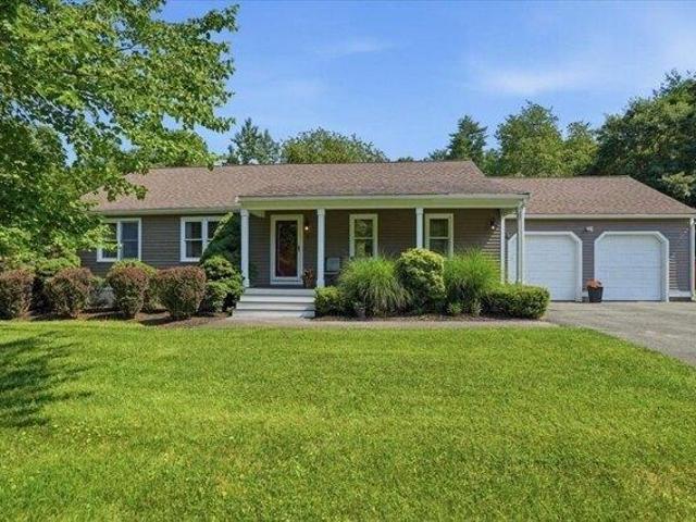 House for sale in Lakeville, Massachusetts