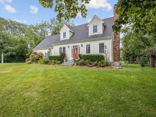 House for sale in Lakeville, Massachusetts