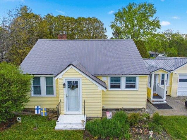 House for sale in New Hampshire