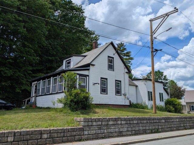 House for sale in New Hampshire
