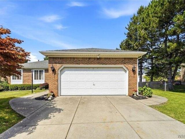House for sale in Bowmansville, New York