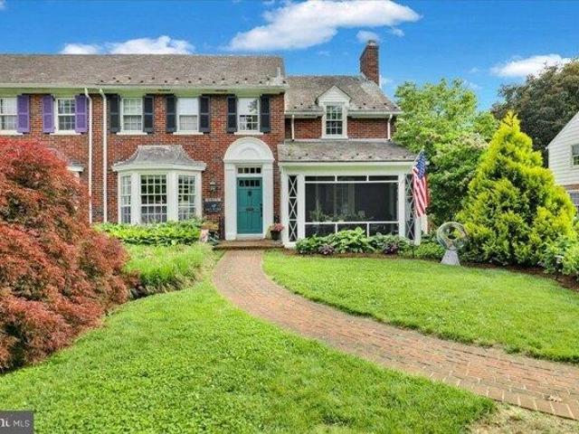House for sale in Eden, Pennsylvania
