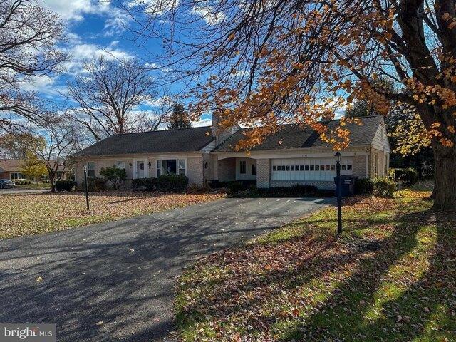 House for sale in Bird In Hand, Pennsylvania